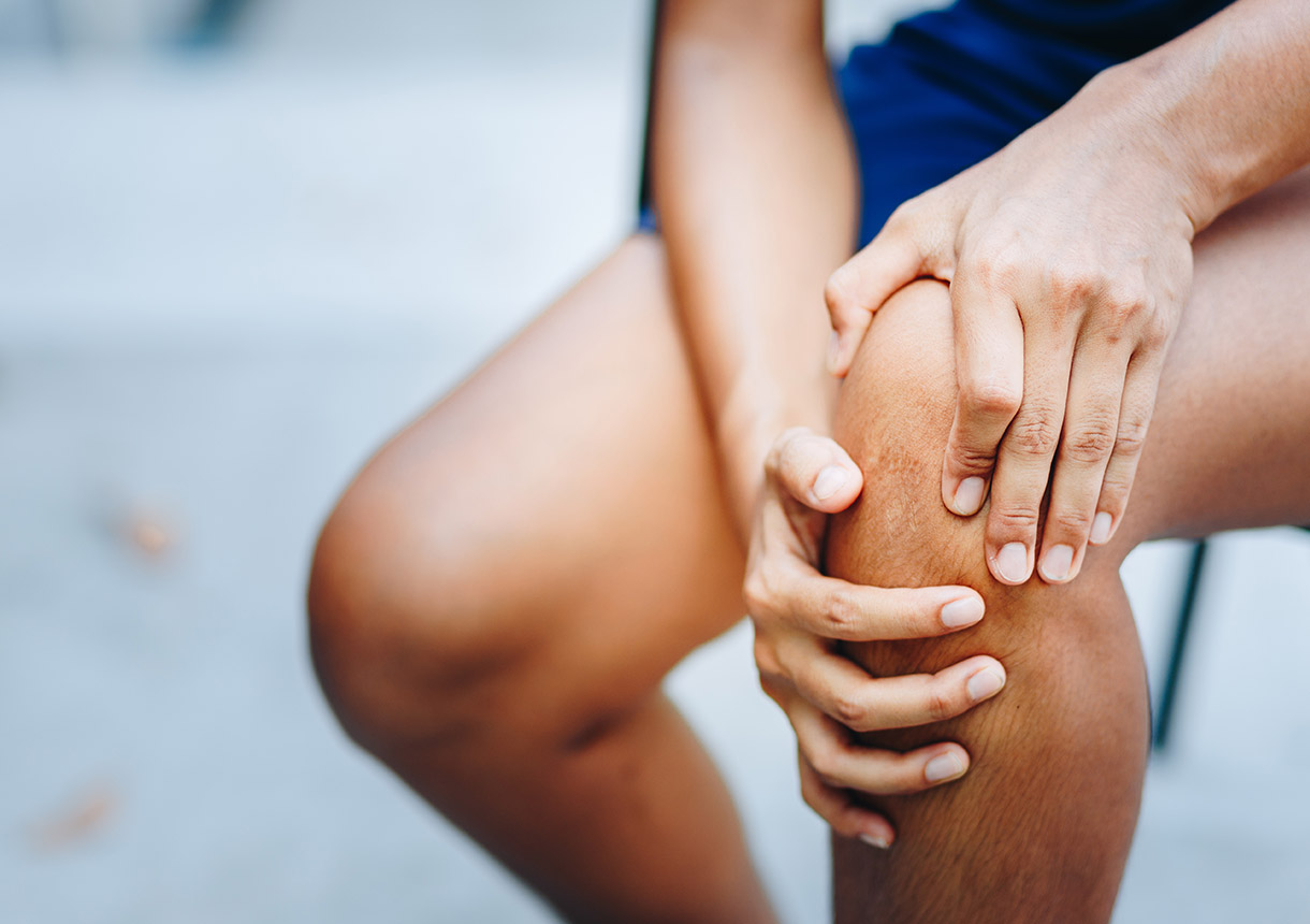 Einblutungen im Gelenk